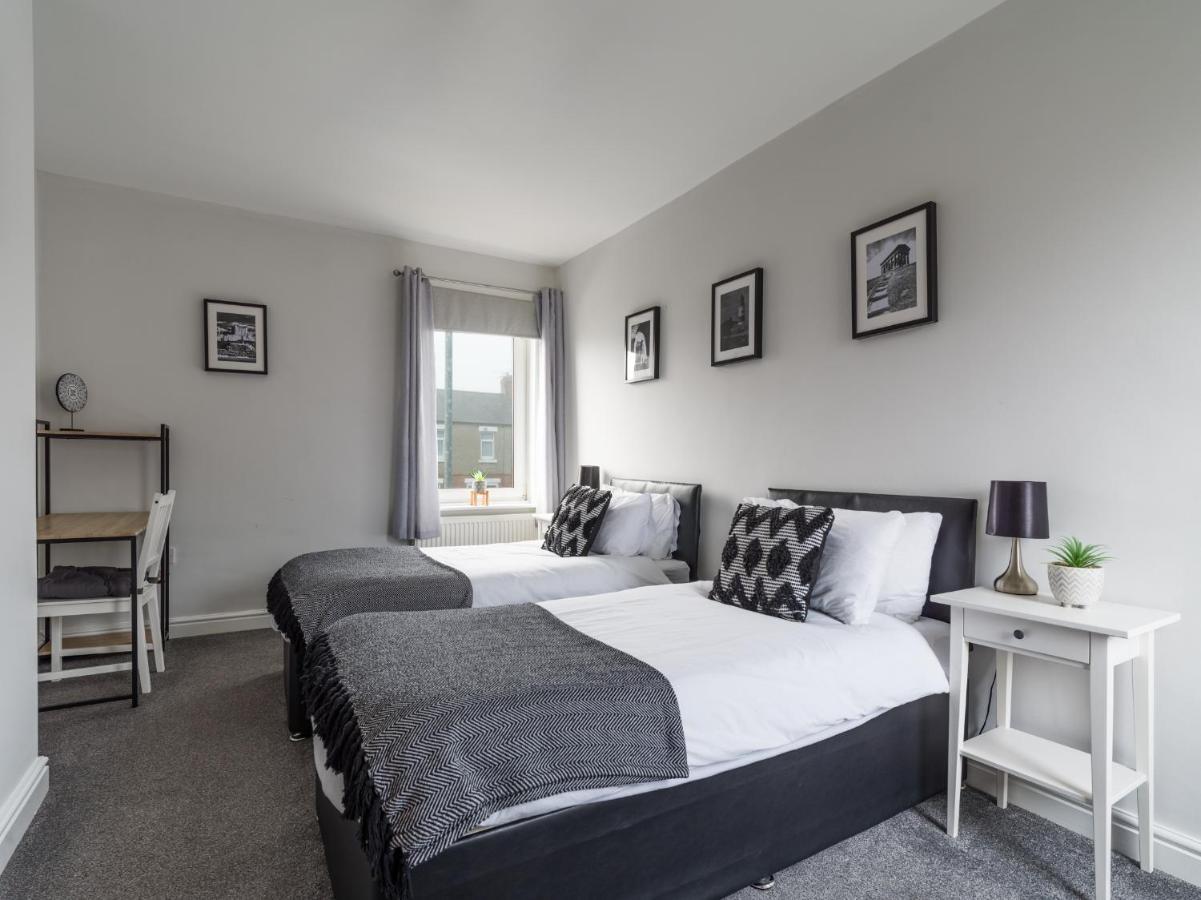 Haw Thorn House - 2 Bedroom, Ashington, Northumberland アシントン エクステリア 写真